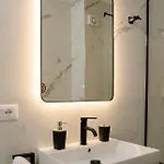 Apartamento Urban Serenity Skyline View 1 Tirana